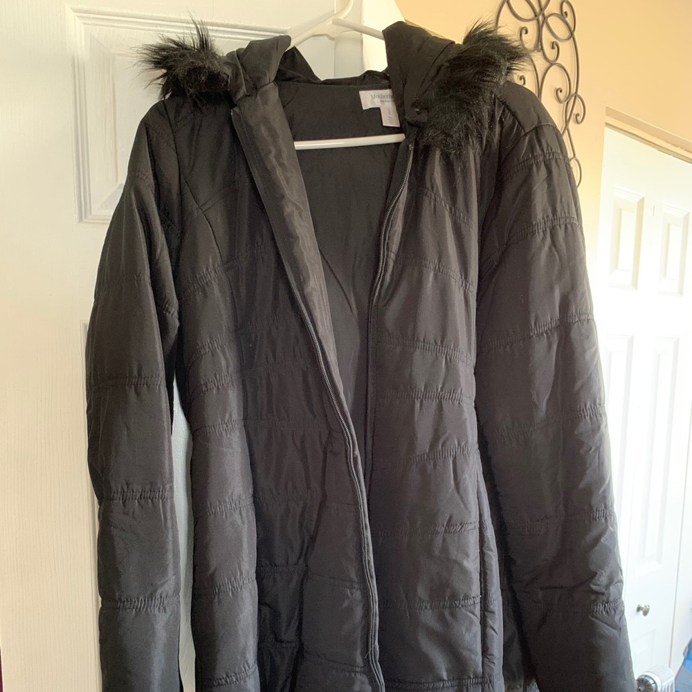 Motherhood Maternity Black Puffer Coat
